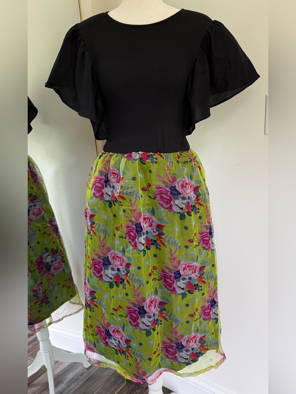 Zara Floral Midi Skirt in Lime Green with Pink Blooms